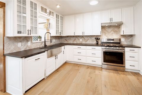 Tiny photo for 833 Enfield Street, Bryan, TX 77802 (MLS # 25012387)