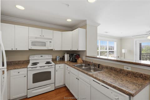 Tiny photo for 1725 Harvey Mitchell Parkway S #1830, College Station, TX 77840 (MLS # 26009589)