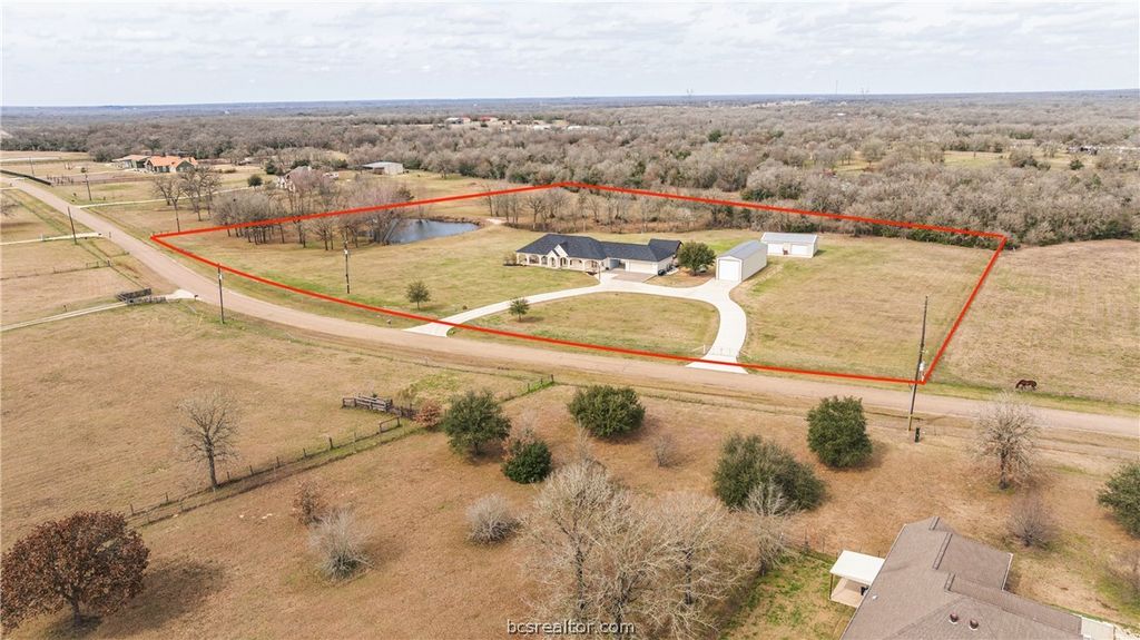 Photo of 8912 County Road 121, Iola, TX 77861 (MLS # 26002041)