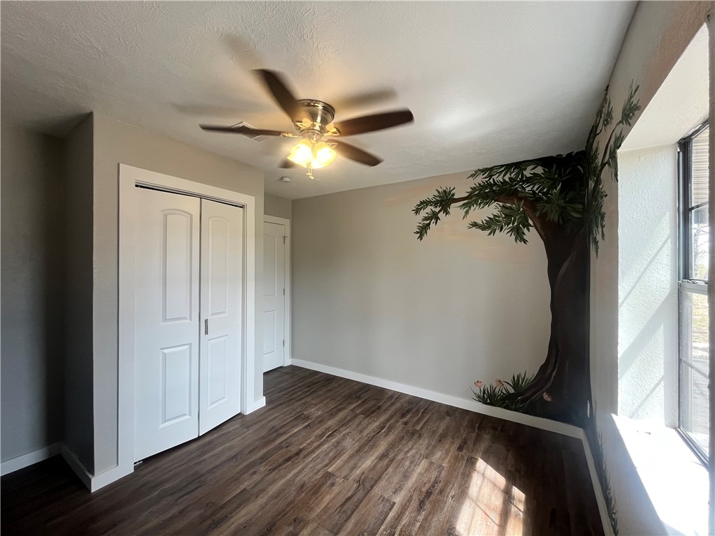 5610 Private Road 4015