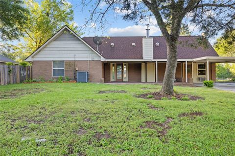 Tiny photo for 1519 Everitt Street, Navasota, TX 77868 (MLS # 26005368)