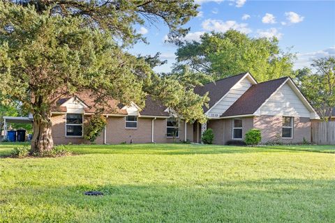 Tiny photo for 1519 Everitt Street, Navasota, TX 77868 (MLS # 26005368)
