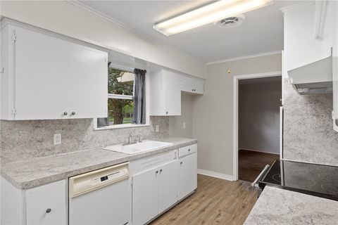 Tiny photo for 1519 Everitt Street, Navasota, TX 77868 (MLS # 26005368)