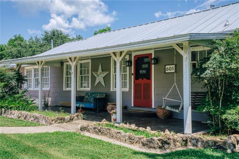 Tiny photo for 601 S Masonic Street, Bellville, TX 77418 (MLS # 26006465)