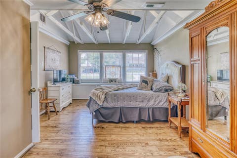 Tiny photo for 601 S Masonic Street, Bellville, TX 77418 (MLS # 26006465)