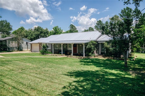 Tiny photo for 601 S Masonic Street, Bellville, TX 77418 (MLS # 26006465)