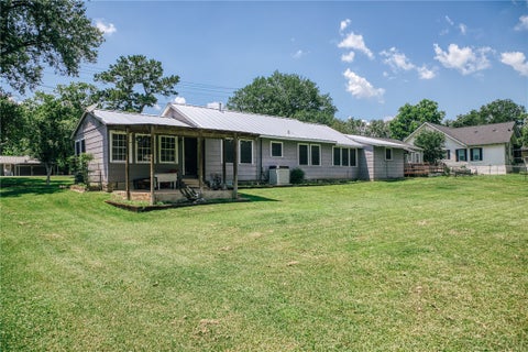 Tiny photo for 601 S Masonic Street, Bellville, TX 77418 (MLS # 26006465)