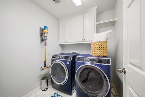 Tiny photo for 2006 Ravenstone Loop, College Station, TX 77845 (MLS # 26002667)