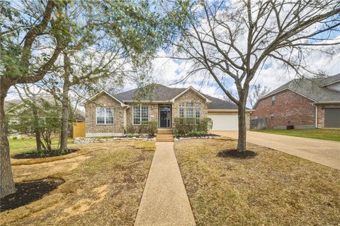 Tiny photo for 2006 Ravenstone Loop, College Station, TX 77845 (MLS # 26002667)