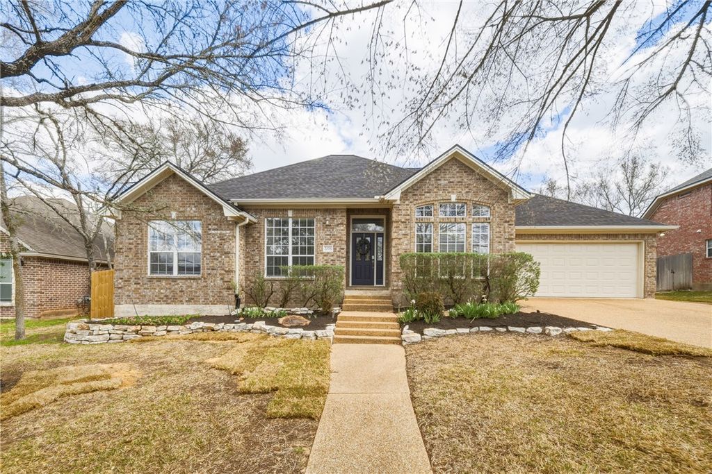 Photo of 2006 Ravenstone Loop, College Station, TX 77845 (MLS # 26002667)