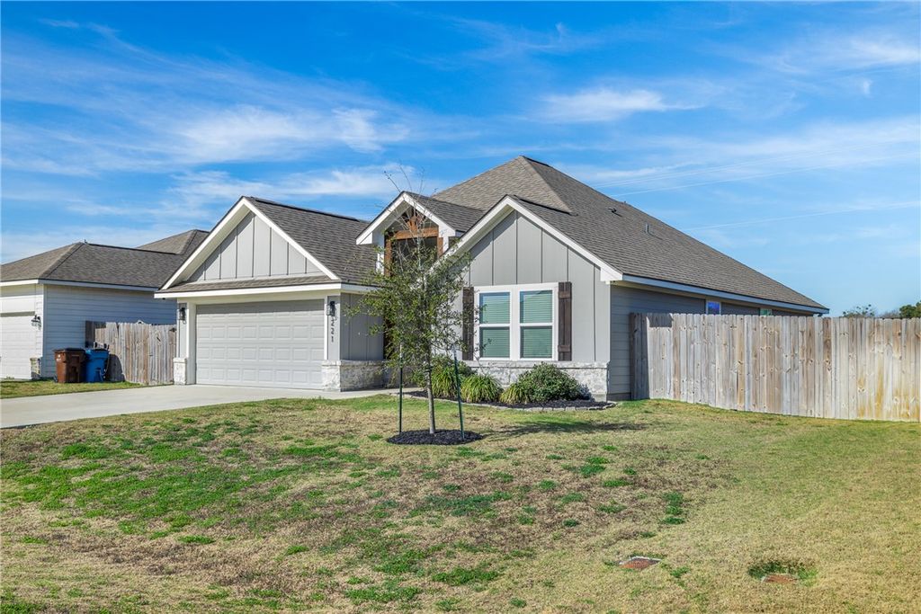 Photo of 221 Brazos Bend Bnd, Snook, TX 77878 (MLS # 26000560)