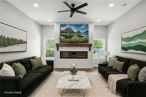 Tiny photo for 312 E Morehead Street S, Franklin, TX 77856 (MLS # 26004100)