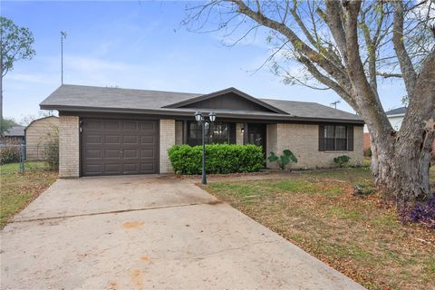 Photo of 919 N Hull Street, Caldwell, TX 77836 (MLS # 26000293)