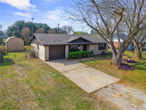 Tiny photo for 919 N Hull Street, Caldwell, TX 77836 (MLS # 26000293)