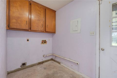 Tiny photo for 919 N Hull Street, Caldwell, TX 77836 (MLS # 26000293)