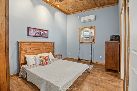 Tiny photo for 13549 Reagans Way Way, Navasota, TX 77868 (MLS # 26012263)