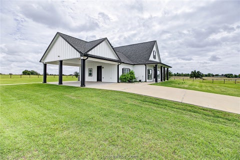 Tiny photo for 13549 Reagans Way Way, Navasota, TX 77868 (MLS # 26012263)