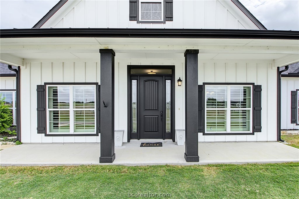 Photo of 13549 Reagans Way Way, Navasota, TX 77868 (MLS # 26012263)