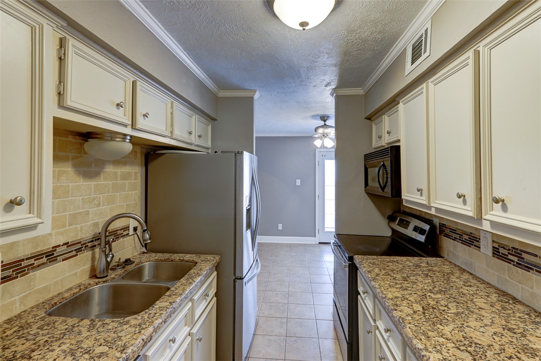 College Station, Texas 77840, United States, 2 Bedrooms Bedrooms, ,2 BathroomsBathrooms,Residential,Active,12116