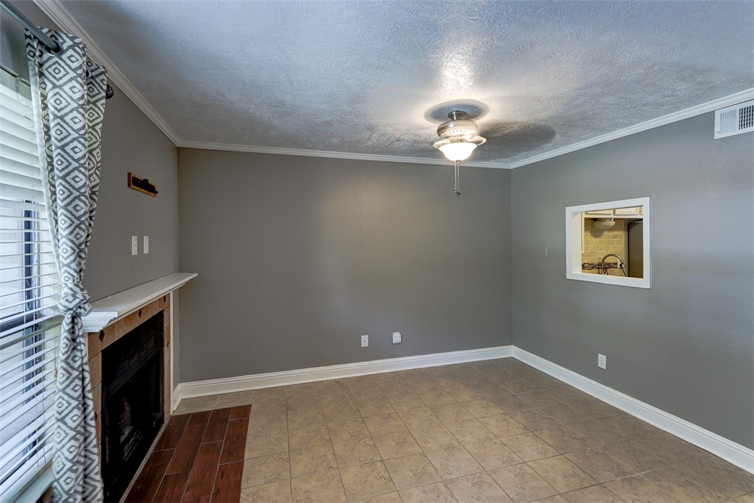 College Station, Texas 77840, United States, 2 Bedrooms Bedrooms, ,2 BathroomsBathrooms,Residential,Active,12116