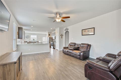 Tiny photo for 4706 Los Pines Way, Bryan, TX 77807 (MLS # 26010085)