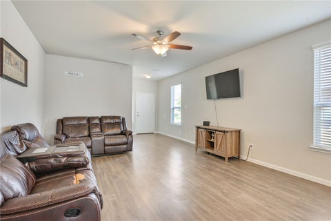 Tiny photo for 4706 Los Pines Way, Bryan, TX 77807 (MLS # 26010085)