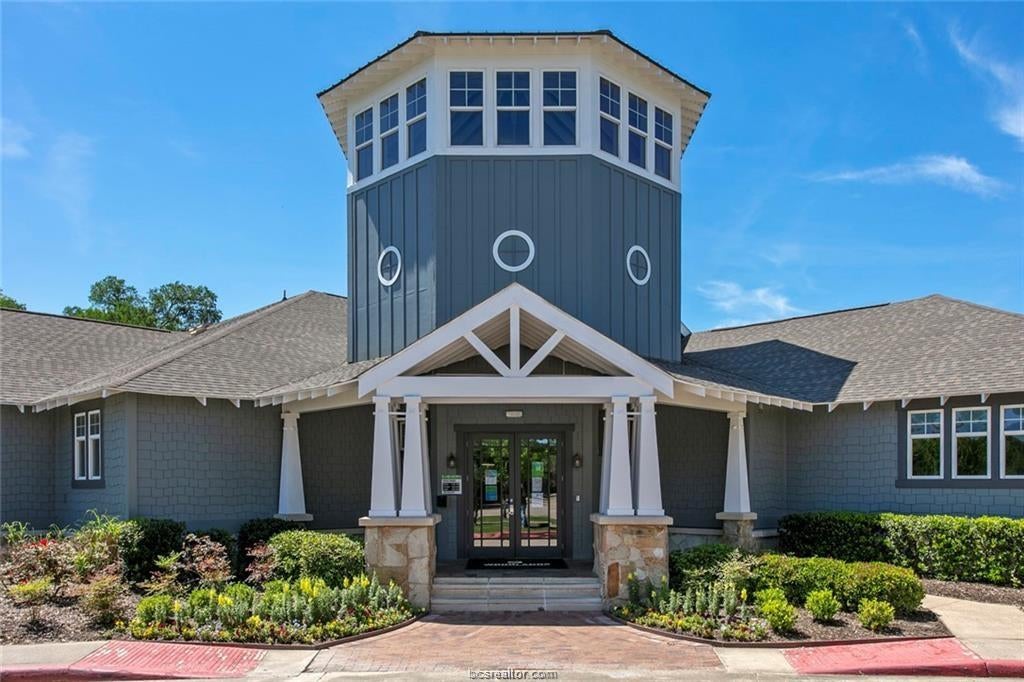 Photo of 1725 HARVEY MITCHELL PKWY #636, College Station, TX 77840 (MLS # 26012349)