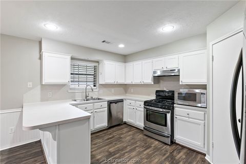 Tiny photo for 1412 Richland Court S, College Station, TX 77845 (MLS # 26005729)