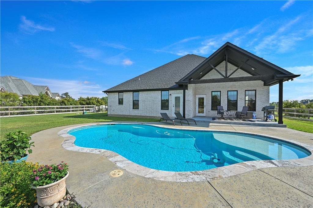 Photo of 9031 Scarborough Drive, Iola, TX 77861 (MLS # 26009854)
