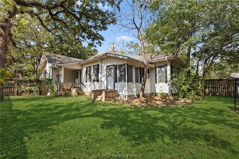 Tiny photo for 327 12th Street, Somerville, TX 77879 (MLS # 26002331)