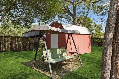 Tiny photo for 327 12th Street, Somerville, TX 77879 (MLS # 26002331)