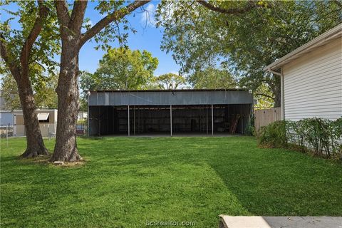 Tiny photo for 327 12th Street, Somerville, TX 77879 (MLS # 26002331)
