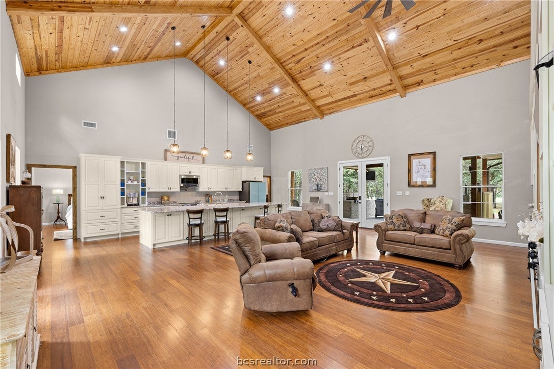 6944 County Road 132