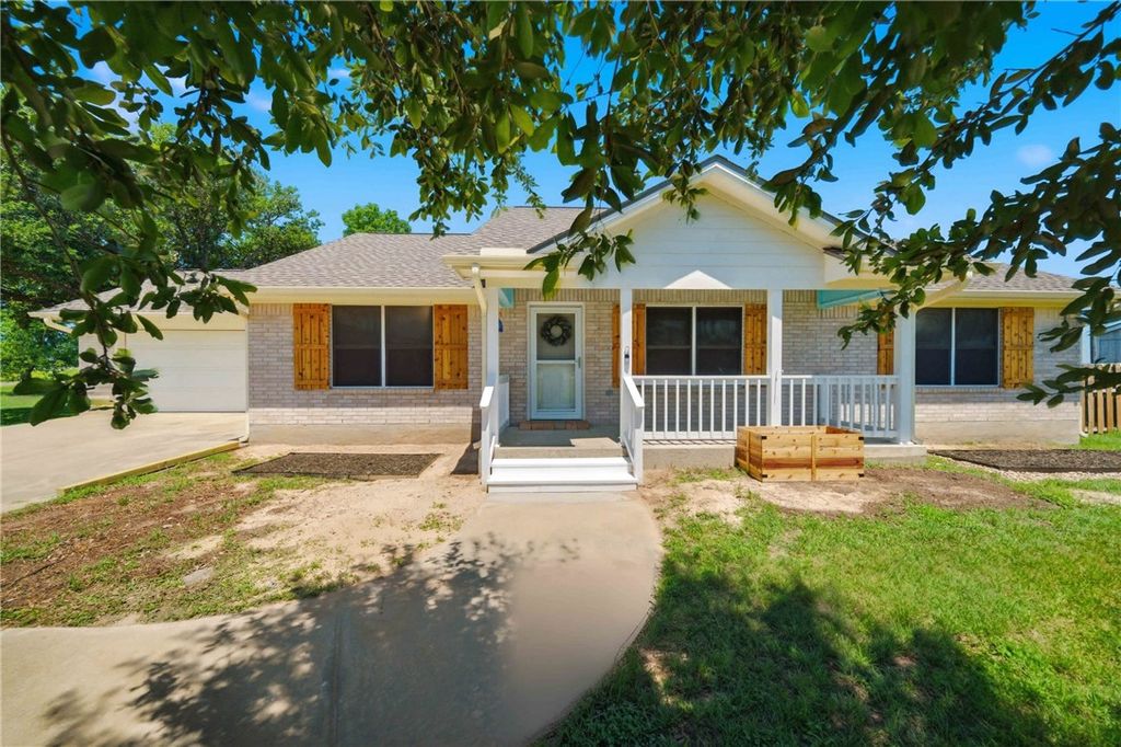 Photo of 13097 Old Mumford Circle, Bryan, TX 77807 (MLS # 26006001)