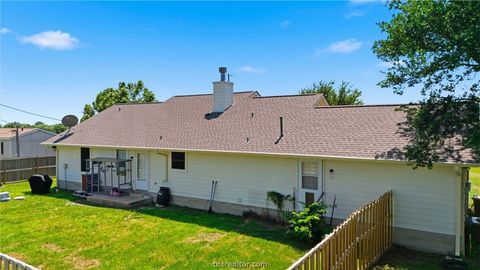 Tiny photo for 13097 Old Mumford Circle, Bryan, TX 77807 (MLS # 26006001)