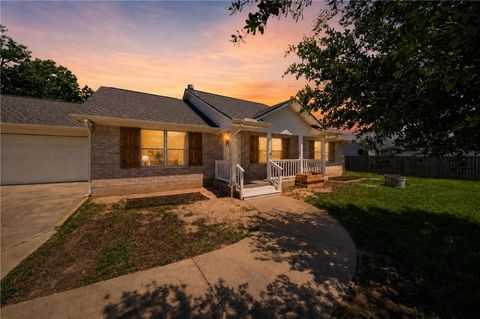 Photo of 13097 Old Mumford Circle, Bryan, TX 77807 (MLS # 26006001)