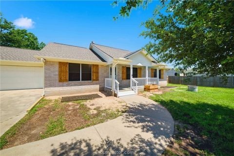 Tiny photo for 13097 Old Mumford Circle, Bryan, TX 77807 (MLS # 26006001)