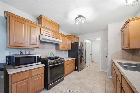 Tiny photo for 13097 Old Mumford Circle, Bryan, TX 77807 (MLS # 26006001)