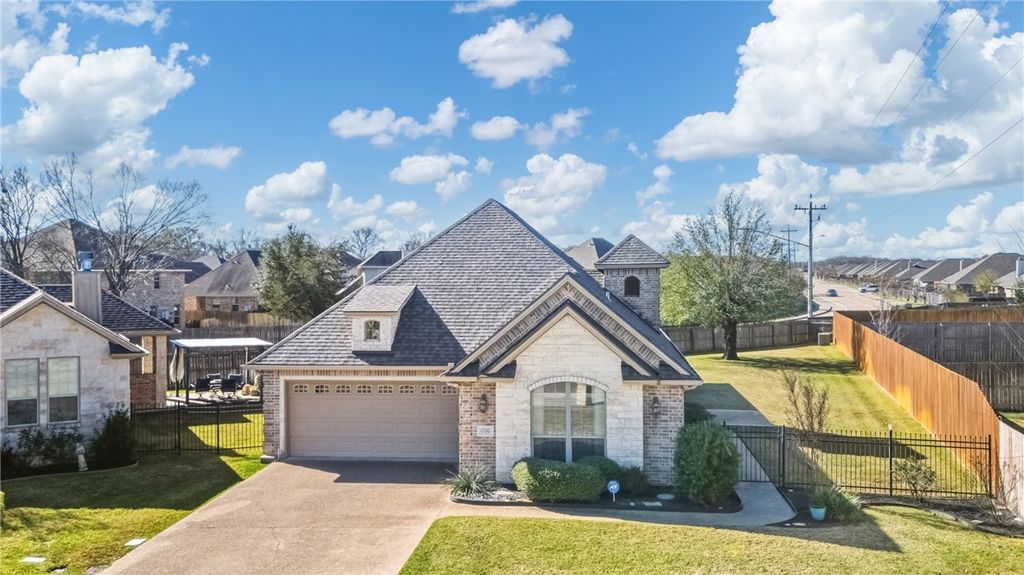 Photo of 1700 Lakeshore Court, College Station, TX 77845 (MLS # 26000707)