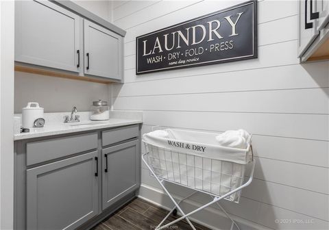 Tiny photo for 4064 Lakeside Club Drive, College Station, TX 77845 (MLS # 26006601)