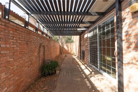 Tiny photo for 808 Dogwood Lane, Bryan, TX 77802 (MLS # 25011990)