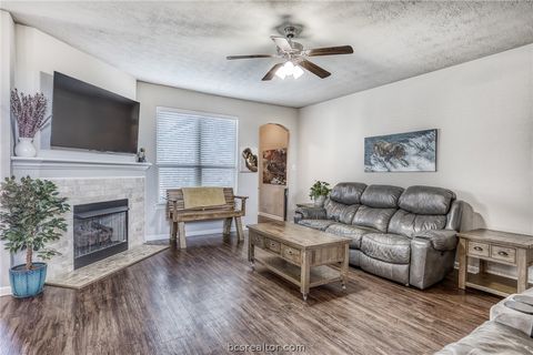 Tiny photo for 1827 Basin Trail Trl, Brenham, TX 77833 (MLS # 26003519)