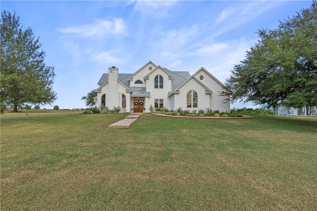 Photo of 5800 Cedar Hill Road, Brenham, TX 77833 (MLS # 25010180)