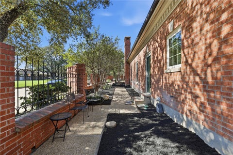 Tiny photo for 1534 Bennett Street, Bryan, TX 77802 (MLS # 26012038)