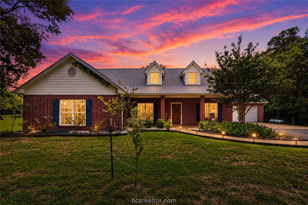 Photo of 5064 Holleman Drive S, College Station, TX 77845 (MLS # 26007424)