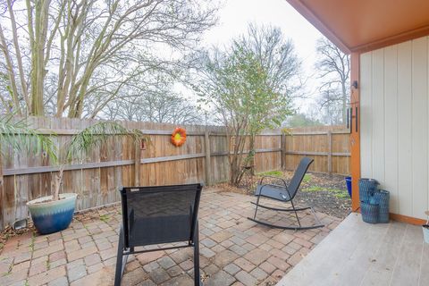 Tiny photo for 2735 Sandy Circle, College Station, TX 77845 (MLS # 26000355)