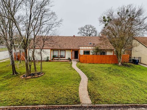 Photo of 2735 Sandy Circle, College Station, TX 77845 (MLS # 26000355)