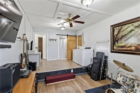 Tiny photo for 1710 Cavitt Avenue, Bryan, TX 77801 (MLS # 26012901)