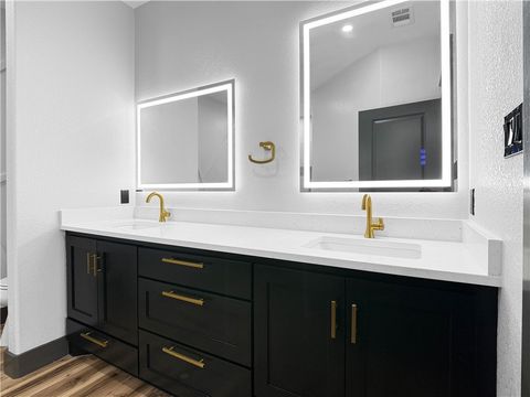 Tiny photo for 309 W 9th Street, Hearne, TX 77859 (MLS # 25010985)