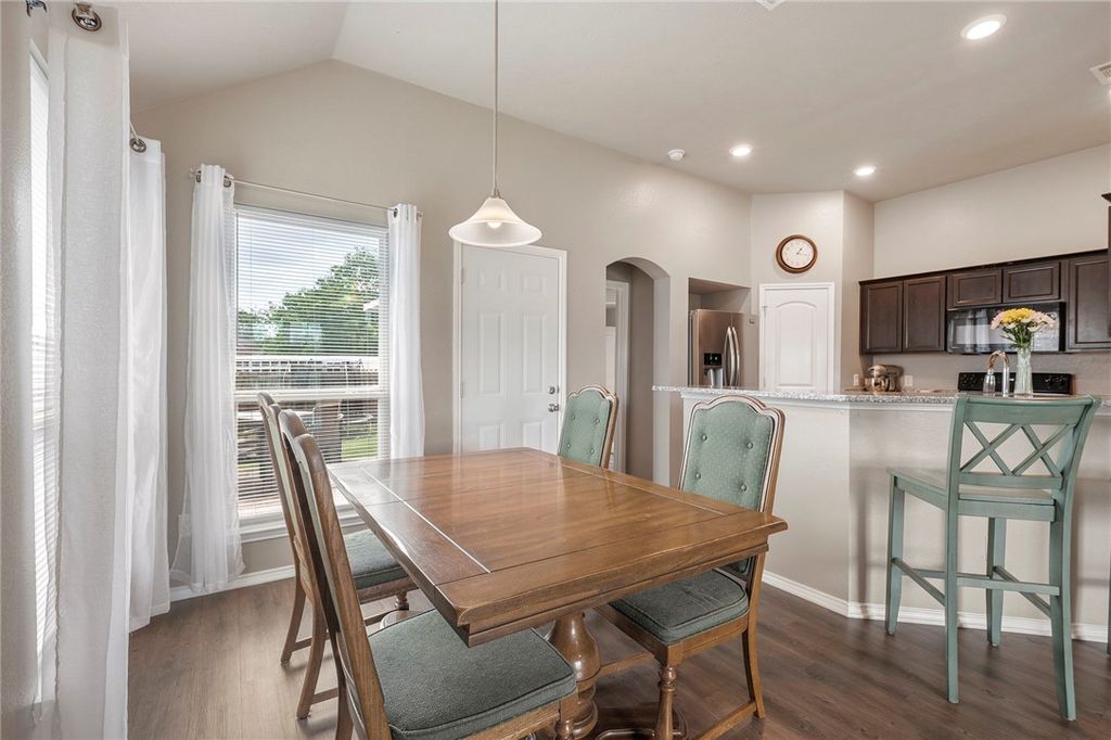 Photo of 2555 Elkhorn Trail, Bryan, TX 77803 (MLS # 26004245)